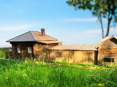Бревенчатый дом с дворовыми постройками фото 6
